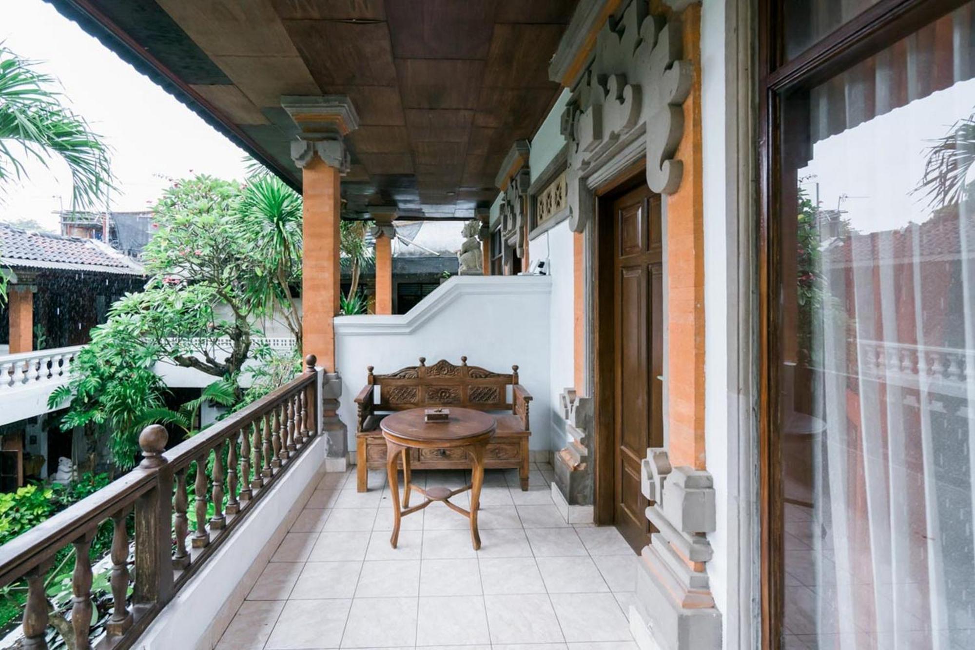 Urbanview Hotel Ananda Beach Sanur Exterior photo